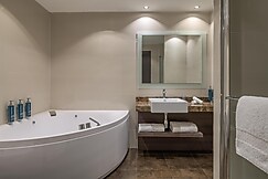 Hilton Geneva Hotel & Conference Centre, Geneva